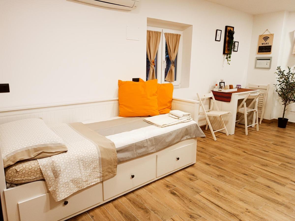 Touch&Go - Stanza Privata Con Servizi Ciampino Exteriér fotografie