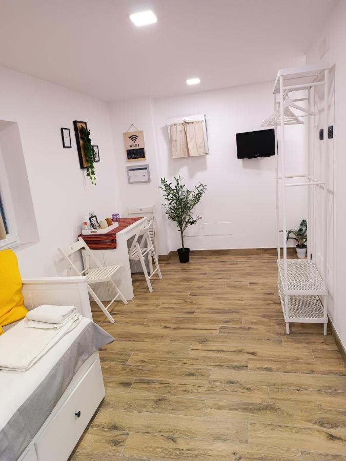 Touch&Go - Stanza Privata Con Servizi Ciampino Exteriér fotografie